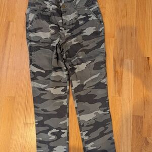 Wit & Wisdom Gray Camouflage Pants